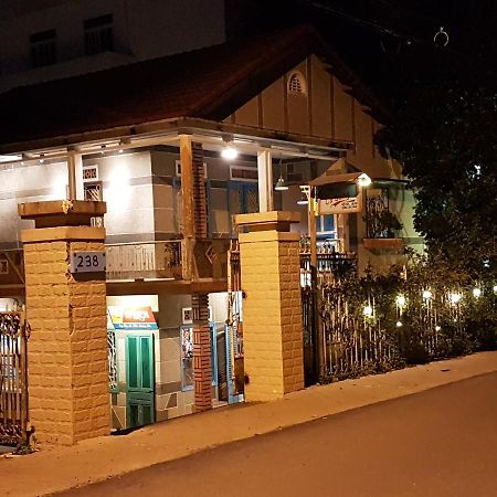 Dalat Galaxy Hostel Экстерьер фото